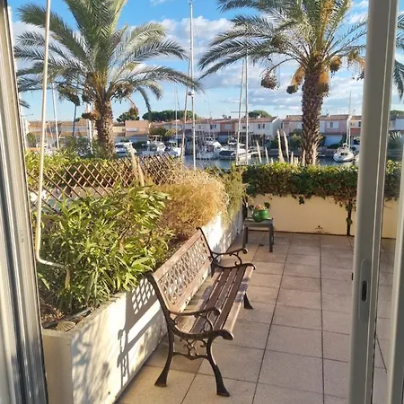 Cap Capistol Avec Terrasse, Vue Port Apartmán